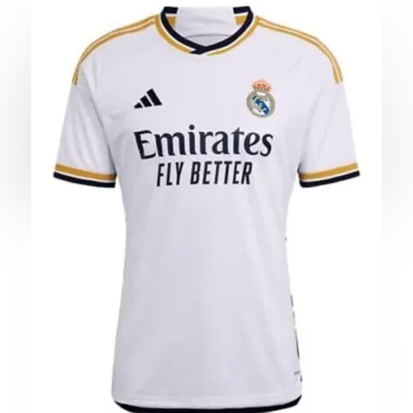 Real Madrid YOUTH Jersey - Picture 3 of 3